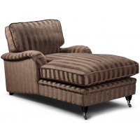 Howard Sir William Sjeselonglenestol (Dun) - Mobus Chocolate Stripe Howard Sir William Sjeselonglenestol (Dun) - Mobus Chocolate Stripe