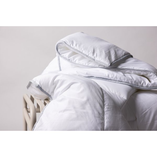 Alice quilt 200 x 150 cm - Hvit