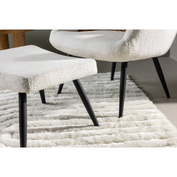 Como lenestol i hvit boucle Como lenestol i hvit boucle