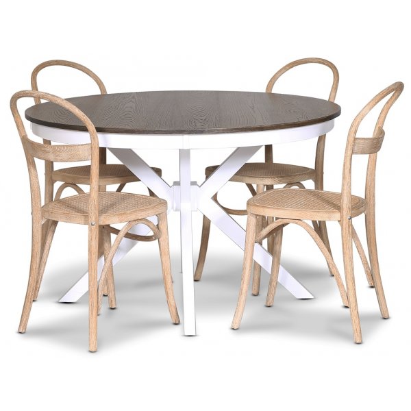 Skagen spisegruppe; rundt spisebord 120 cm - Hvit / brunbeiset eik med 4 stk Danderyd No.16 stoler whitewash