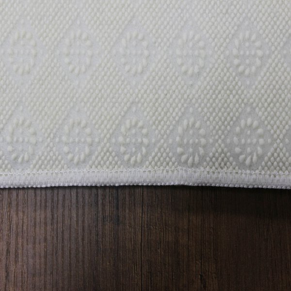 Intersect teppe 120 x 180 cm - Sort/hvitt Intersect teppe 120 x 180 cm - Sort/hvitt