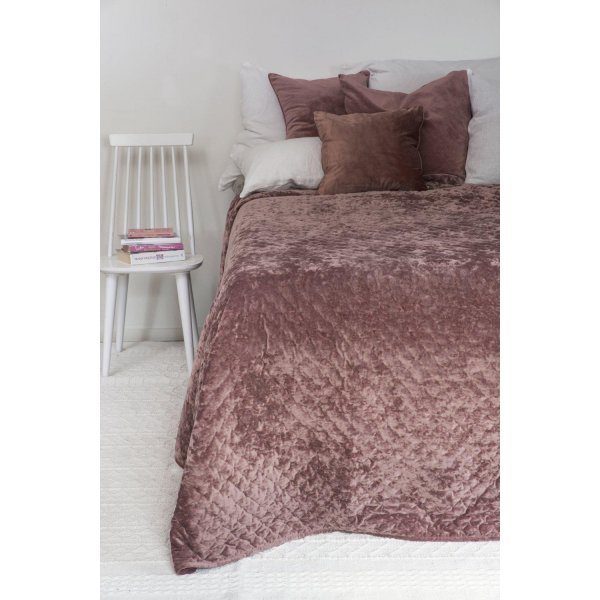 Cia sengeteppe dobbelt 260 x 260 cm - Rosa fløyel Cia sengeteppe dobbelt 260 x 260 cm - Rosa fløyel