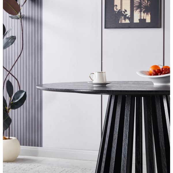 Inez rundt spisebord Ø120 cm - Sortbeiset eik Inez rundt spisebord Ø120 cm - Sortbeiset eik