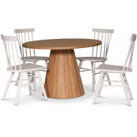Cleo spisegruppe, rundt bord 110 cm, inkludert 4 stk. hvite Orust pinnestoler - Oljet eikefiner Cleo spisegruppe, rundt bord 110 cm, inkludert 4 stk. hvite Orust pinnestoler - Oljet eikefiner