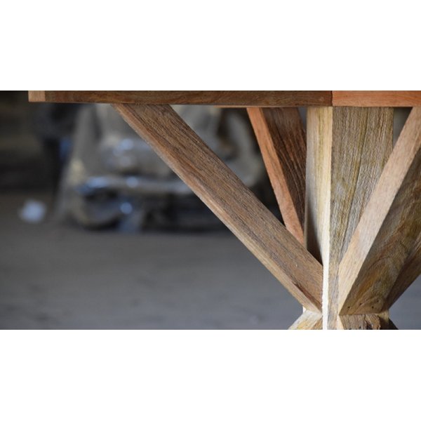 Palma rundt spisebord 140 cm - Resirkulert drivved + Treolje til mbler