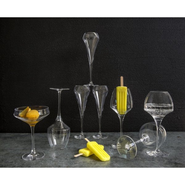 Chef & Sommelier france champagneglass open up - Krystall