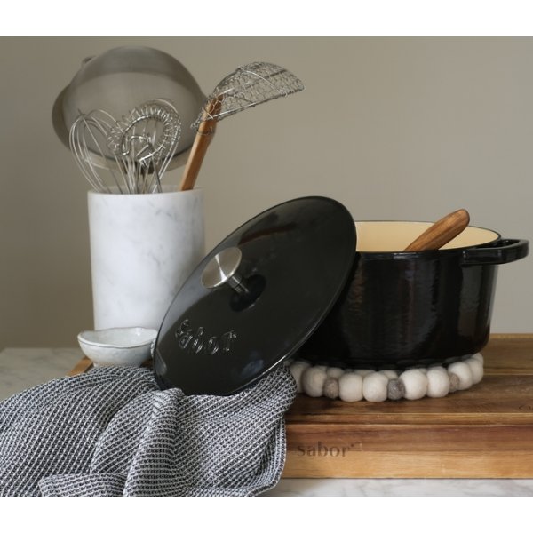 Saborgryte i stpejern 4,4 liter sort