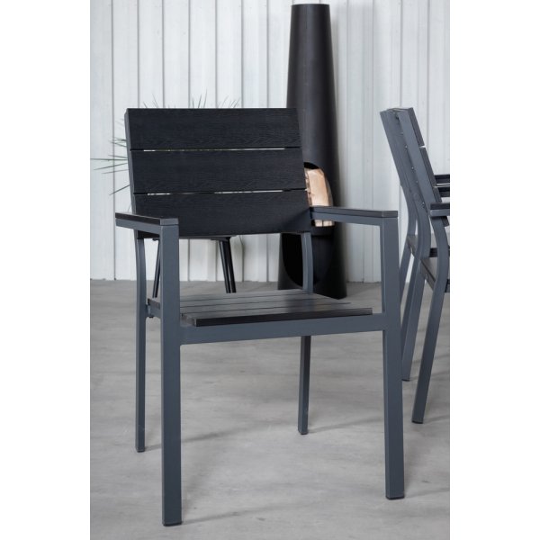 Khung utendørs spisegruppe med 6 Levels stoler - Svart/Naturlig Khung utendørs spisegruppe med 6 Levels stoler - Svart/Naturlig