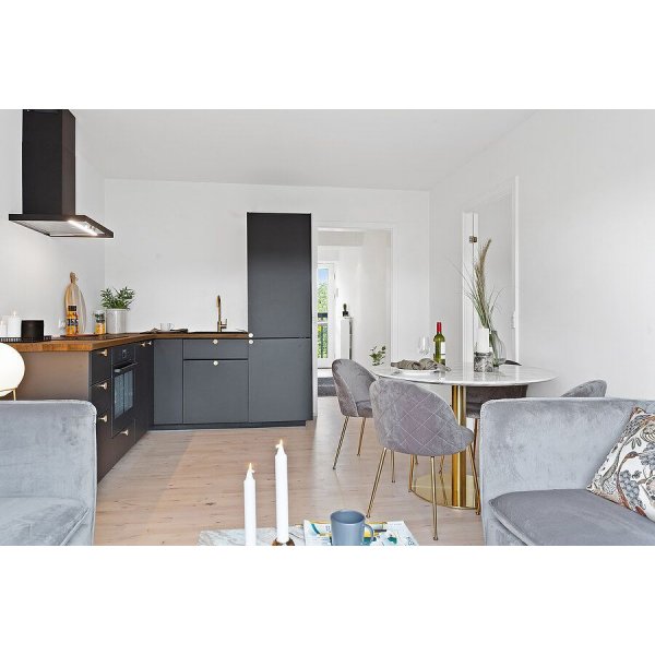 Spisestol i Genve - Gr/Messing