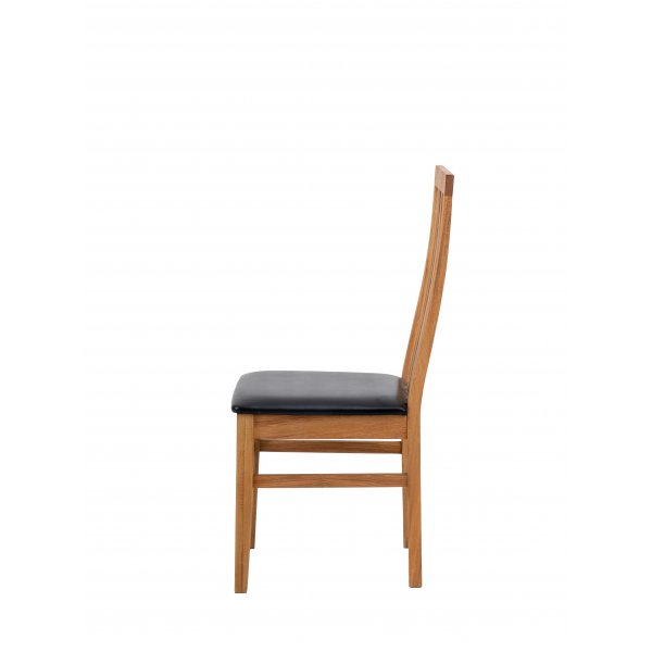 Alaska stol - Oljet eik / svart PU Alaska stol - Oljet eik / svart PU