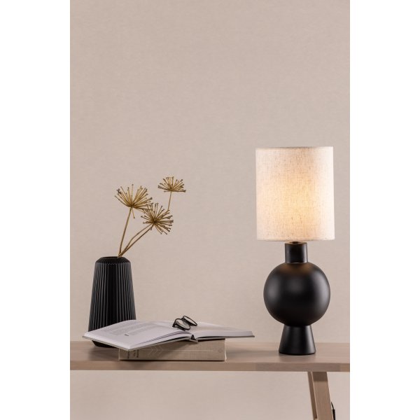 Mysterna bordlampe - Sort/beige Mysterna bordlampe - Sort/beige