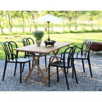 Spisegruppe Saltö teak: Klaffebord i teak inkludert 4 stk. Thornet karmstoler Spisegruppe Saltö teak: Klaffebord i teak inkludert 4 stk. Thornet karmstoler