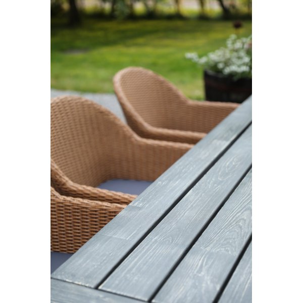 Oxford utendørsgruppe, grått bord 220 cm inkludert 6 stk. Valetta naturfargede spisestoler Oxford utendørsgruppe, grått bord 220 cm inkludert 6 stk. Valetta naturfargede spisestoler