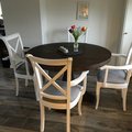 Kundebilde Ellie karmstol - Valgfri farge på trekk og ramme!