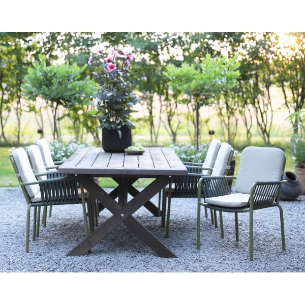 Oxford utendrs spisegruppe: brunsyret bord 220 cm, inkludert 6 stk. Lincoln stablebare karmstoler grnn/beige