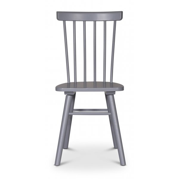 Cleo spisegruppe, rundt bord 110 cm, inkludert 4 stk. grå Orust pinnestoler - mørk eikefiner Cleo spisegruppe, rundt bord 110 cm, inkludert 4 stk. grå Orust pinnestoler - mørk eikefiner