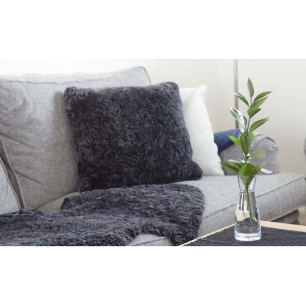 Curly freskinn - 95x55 cm - Mrkegr