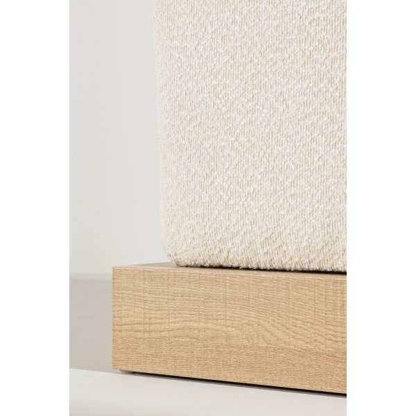 Eføy puff - Hvit boucle Eføy puff - Hvit boucle