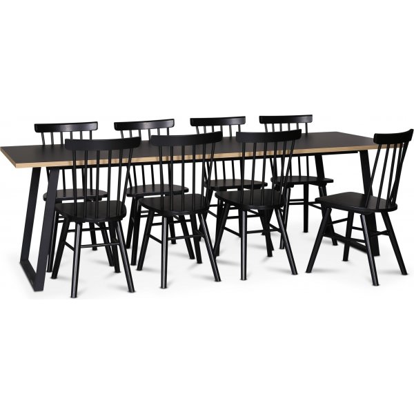 Edge 3.0 spisegruppe 240x90 cm inkludert 8 stk. svarte Orust pinnestoler - svart hytrykkslaminat (HPL)