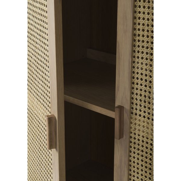 Halsten vitrineskap - Eikfinér/svart Halsten vitrineskap - Eikfinér/svart