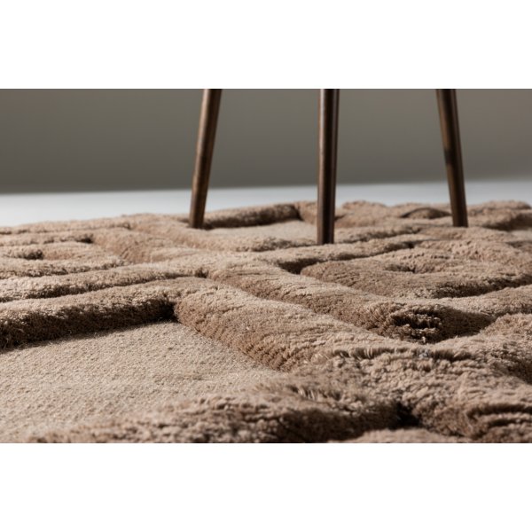 Dahlia ullteppe - Mørkebrunt Dahlia ullteppe - Mørkebrunt