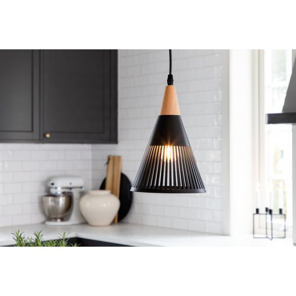 Nittsjö taklampe - Svart Nittsjö taklampe - Svart