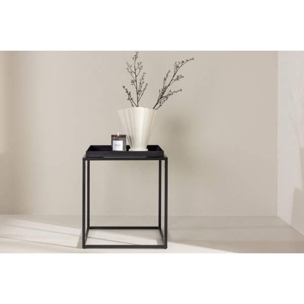 Porto sidebord 45 x 45 cm - Sort Porto sidebord 45 x 45 cm - Sort