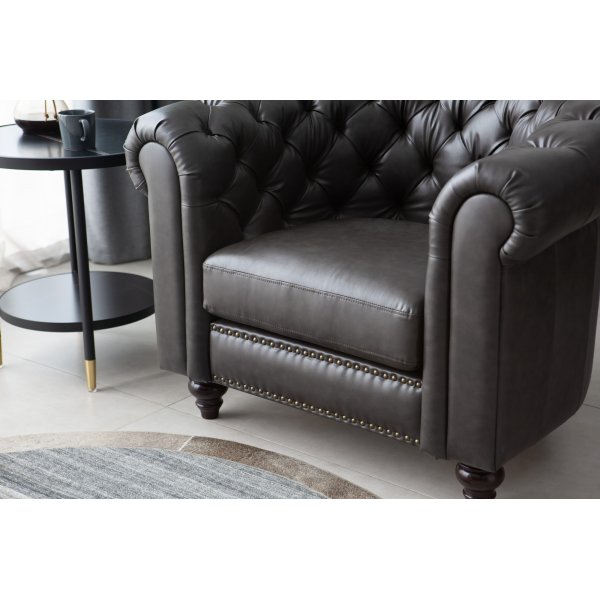 Chesterfield Royal lenestol - Black Chocolate (PU skinn) Chesterfield Royal lenestol - Black Chocolate (PU skinn)