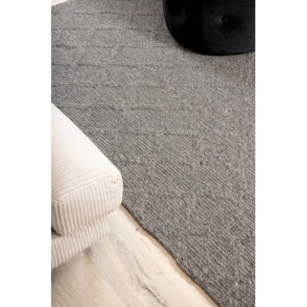 Cirrus ullteppe - Grå Cirrus ullteppe - Grå