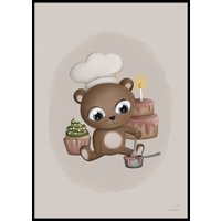 BAKING BABY BEAR - Plakat 50x70 cm BAKING BABY BEAR - Plakat 50x70 cm