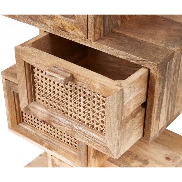 Luna kommode med 4 skuffer - Tre Luna kommode med 4 skuffer - Tre