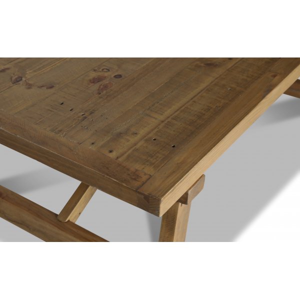 Woodforge spisegruppebord med 6 stoler i resirkulert tre + 4.00 x Mbelftter