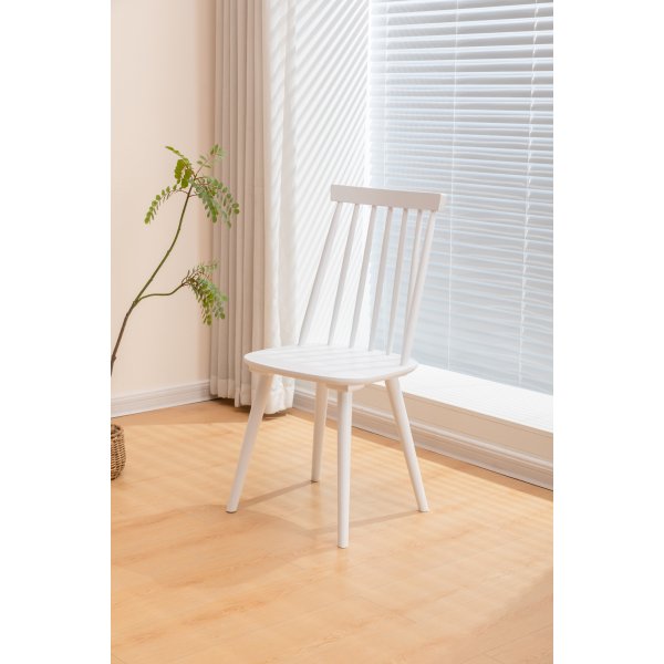 Kjrlighetsstol med pinne - Hvit