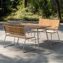 Mllan utegruppe i teak: 2 sofaer med spisebord 120x80 cm