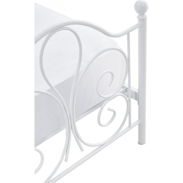 Topsy hvit sengeramme 200x90 cm Topsy hvit sengeramme 200x90 cm