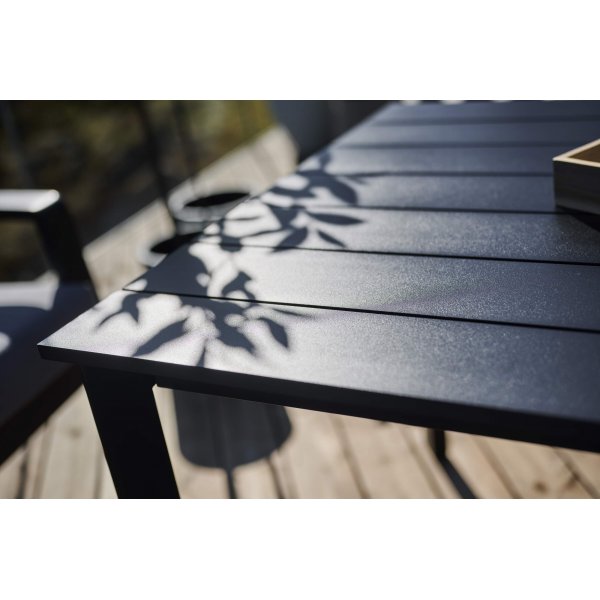 Clyde utespisegruppe - Svart + Tekstilrens for møbler Clyde utespisegruppe - Svart + Tekstilrens for møbler