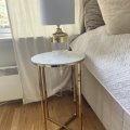 Kundebilde Palasso rundt lampebord - Messing / Lys marmorering: Er så fornøyd med sidebordet i...