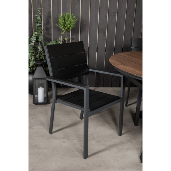 Levels spisestuestol - Svart