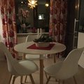 Kundebilde Nesto rundt spisebord - Hvit