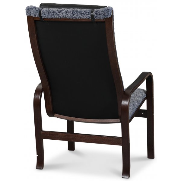 Fushion lenestol i saueskinn scandinavian grey - Mørk valnøtt Fushion lenestol i saueskinn scandinavian grey - Mørk valnøtt