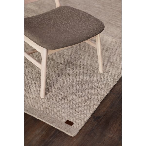 Tuftet håndvevd ullteppe Lin Tuftet håndvevd ullteppe Lin