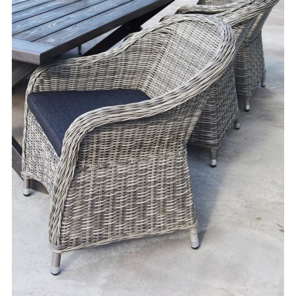 Spisegruppe Mercury: Oxford bord inkludert 6 Mercury lenestoler i syntetisk rotting