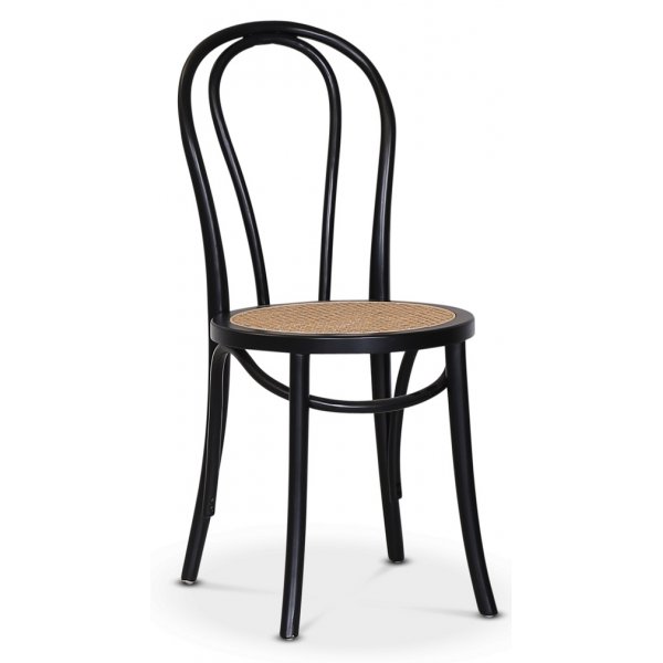 Fårö spisegruppe; Ovalt spisebord 160-210 cm - Hvit / Oljet eik med 6 stk Danderyd No.18 spisestoler Svart Fårö spisegruppe; Ovalt spisebord 160-210 cm - Hvit / Oljet eik med 6 stk Danderyd No.18 spisestoler Svart