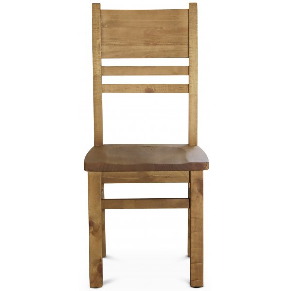 Hytte spisestol i gjenvunnet tre