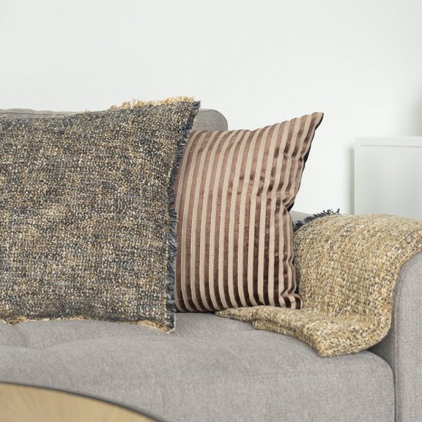 Perth pyntepute Beige/Brun 45 x 45 cm Perth pyntepute Beige/Brun 45 x 45 cm