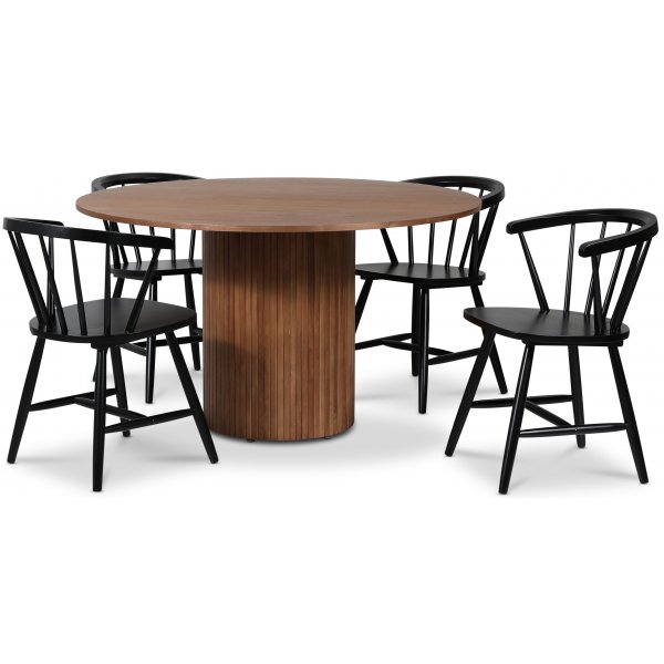 Pose spisegruppe: Bord 130 cm inkludert 4 stk Fr karmstoler - Valntt