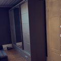 Kundebilde Mervyn garderobe - Grå