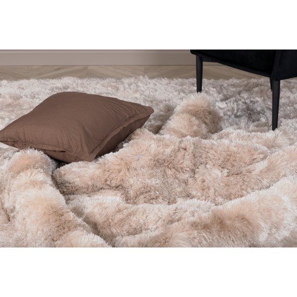 Ryeteppe Elena - Champagnefarget Polyester Ryeteppe Elena - Champagnefarget Polyester