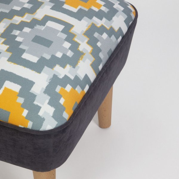 Damo puff 16 - Flerfarget Damo puff 16 - Flerfarget