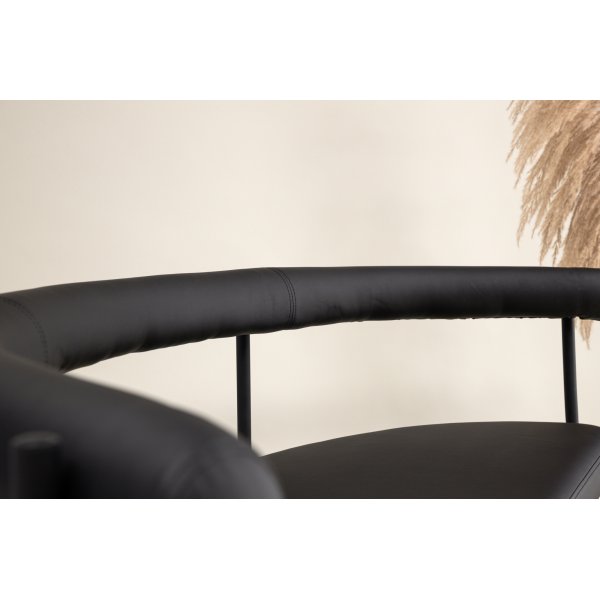 Stallhagen x Josefin Lustig benk - Sort PU Stallhagen x Josefin Lustig benk - Sort PU